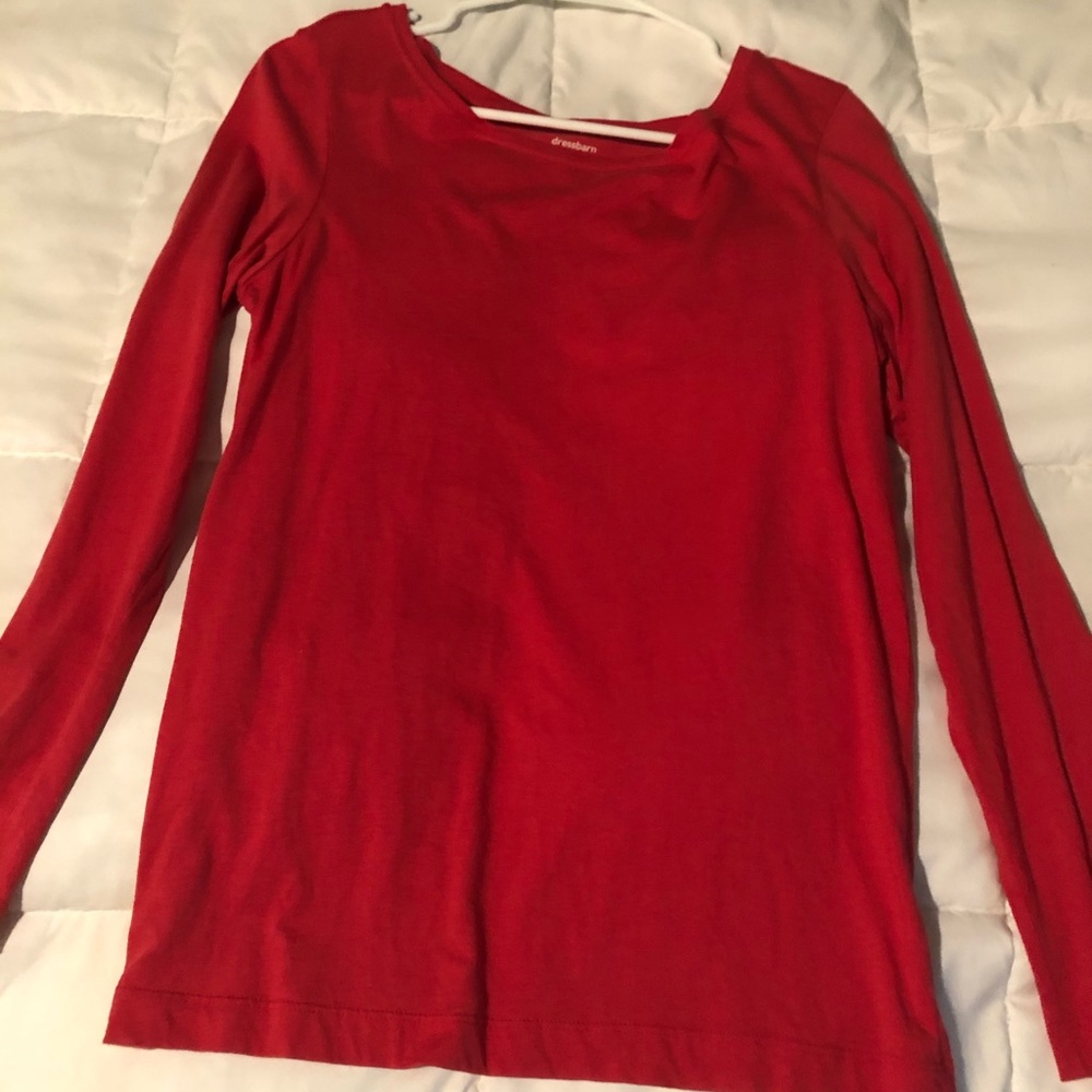 Long sleeve red T-shirt